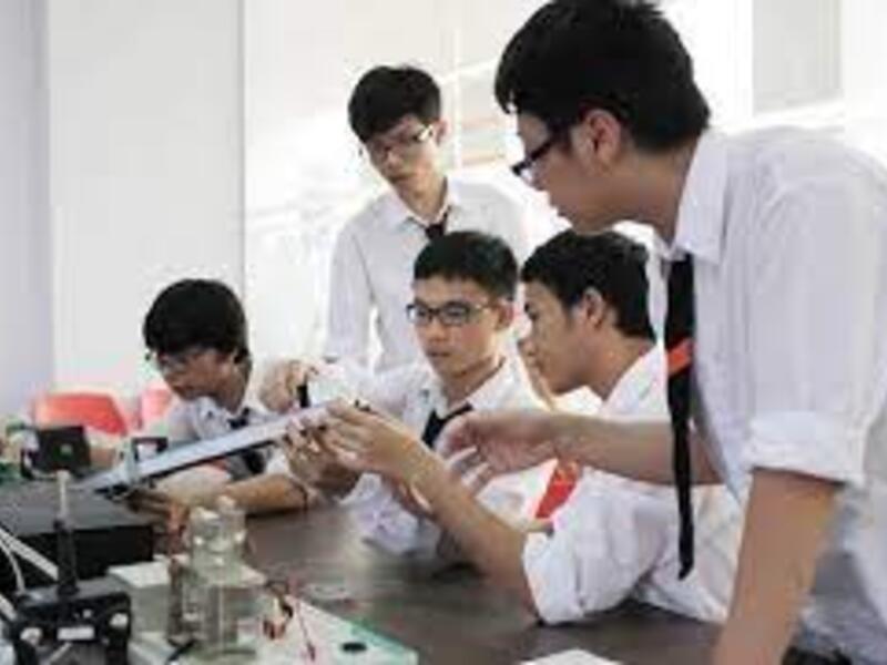 Tác phong sư phạm, có kỷ luật